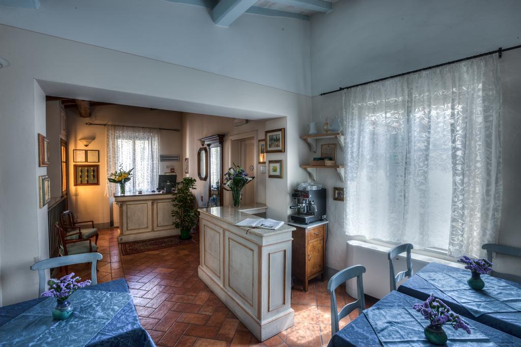 Hotel Locanda Degli Artisti Борго Сан Лоренцо Екстериор снимка