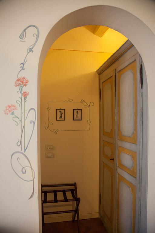 Hotel Locanda Degli Artisti Борго Сан Лоренцо Стая снимка