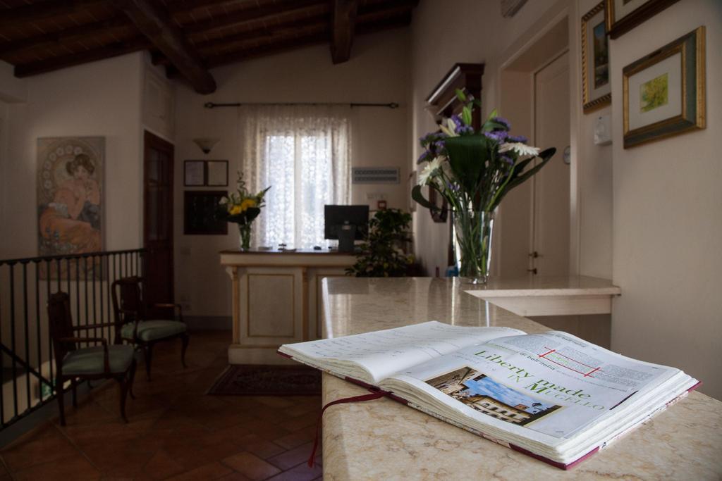 Hotel Locanda Degli Artisti Борго Сан Лоренцо Екстериор снимка