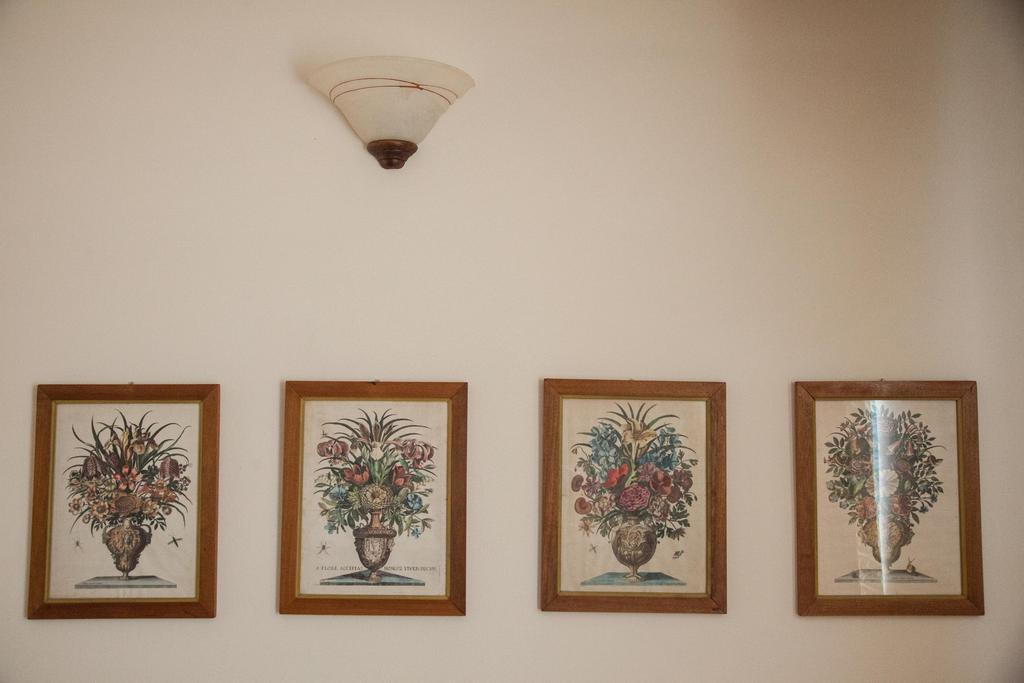 Hotel Locanda Degli Artisti Борго Сан Лоренцо Стая снимка